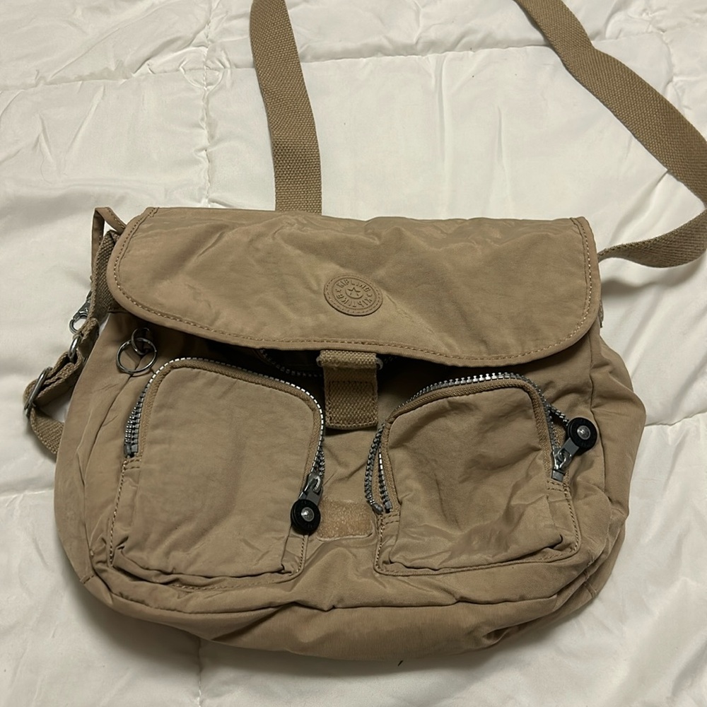Kipling beige crossbody